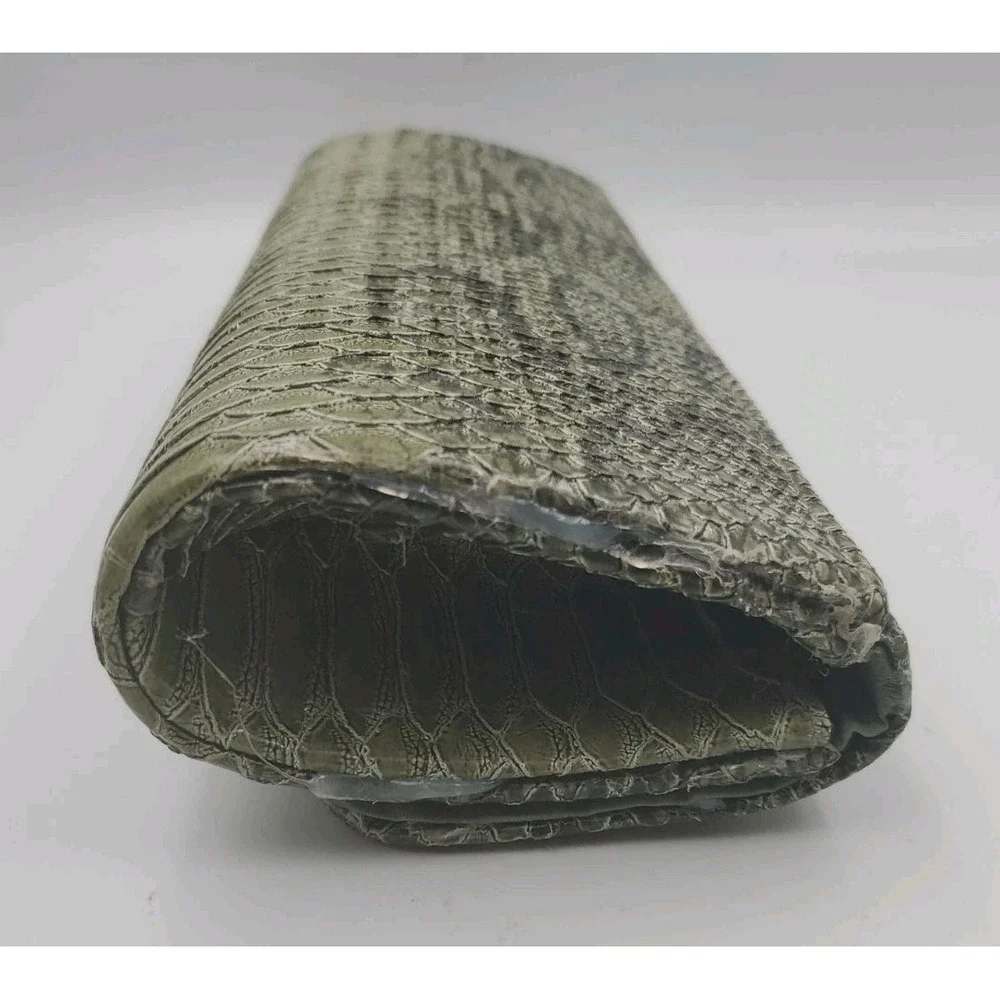 Bijoux Terner Green Faux Snake Skin Clutch Purse Handbag 12‎ x 5 x 1.5